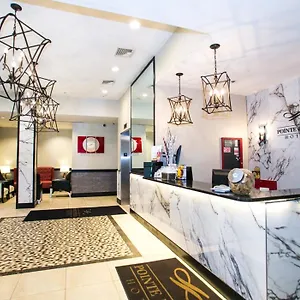 Hotel Pointe Plaza, New York